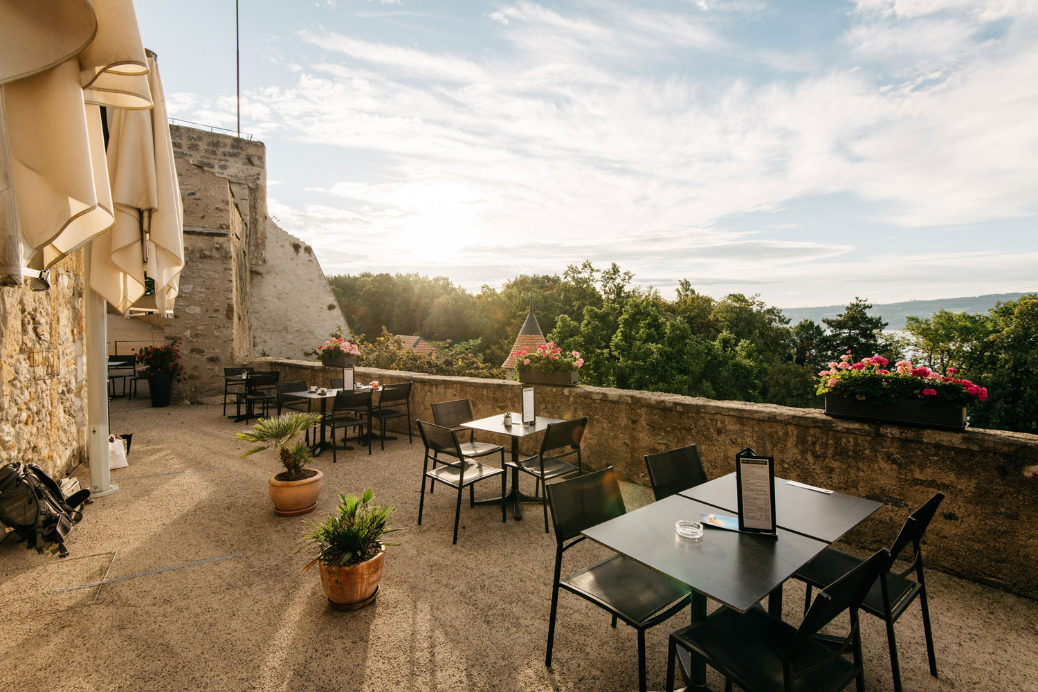 cafe-restaurant-chatelet-01