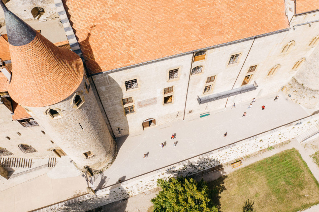 vue-exterieure-chateau-grandson-04 Vue extérieure du château de grandson